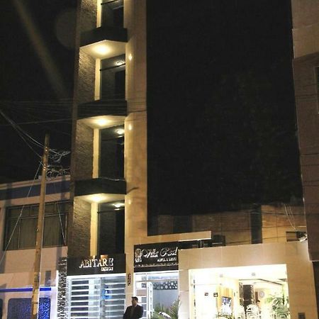 Villa Real Hotel & Suites チクラーヨ エクステリア 写真