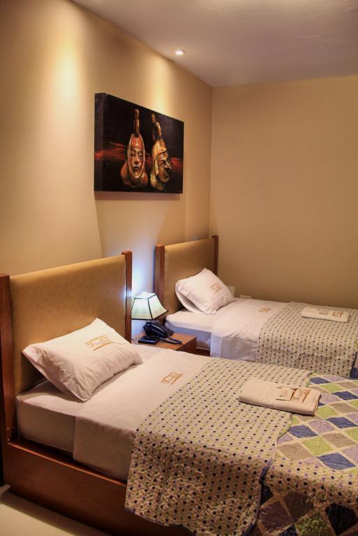 Villa Real Hotel & Suites チクラーヨ 部屋 写真