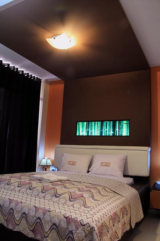 Villa Real Hotel & Suites チクラーヨ 部屋 写真